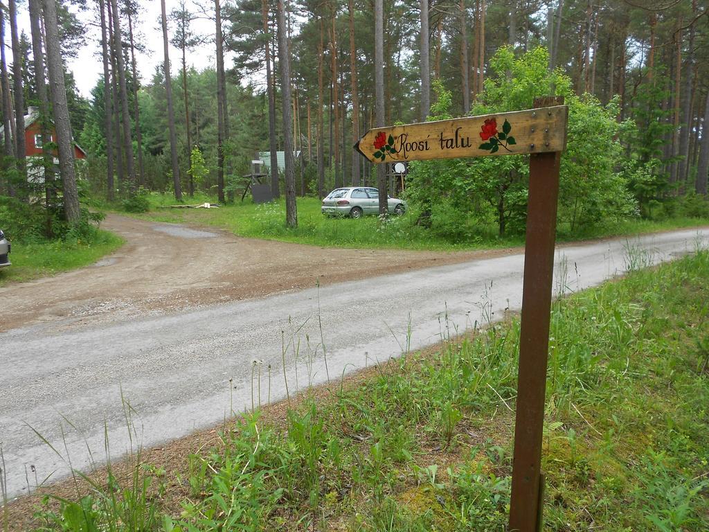 Roosi Holiday Home Rannaküla Esterno foto