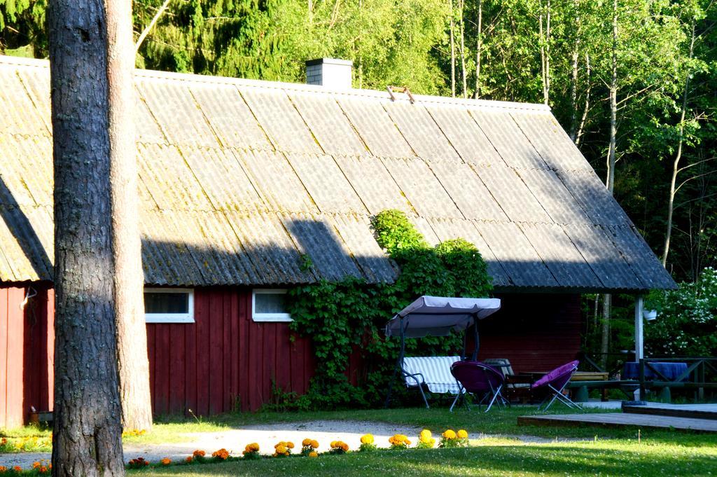 Roosi Holiday Home Rannaküla Esterno foto